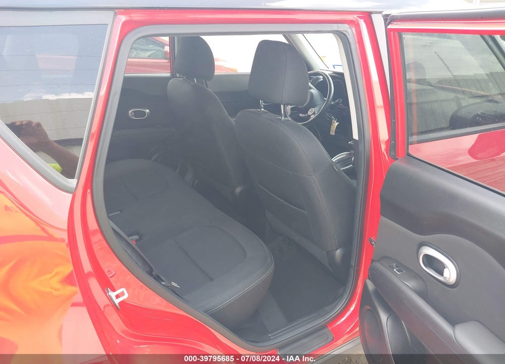 2018 KIA SOUL VIN: KNDJP3A52J7563765