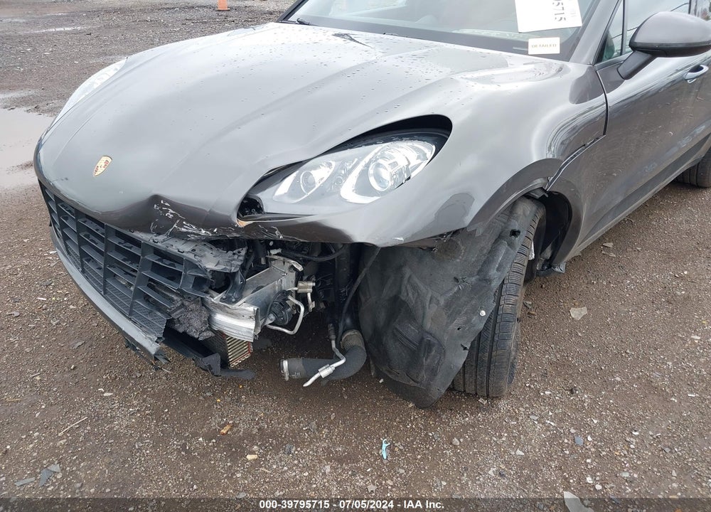 2018 PORSCHE MACAN VIN: WP1AA2A5XJLB06705