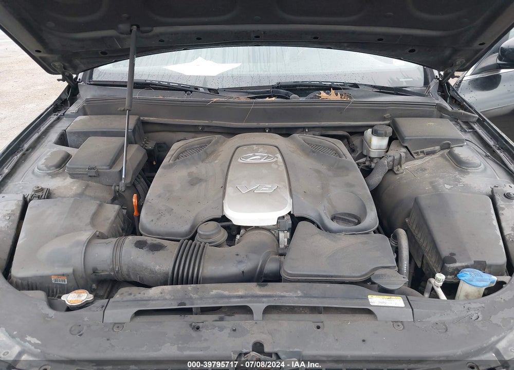 2009 HYUNDAI GENESIS 4.6 VIN: KMHGC46F09U068230