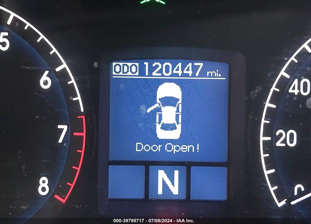 2009 HYUNDAI GENESIS 4.6 VIN: KMHGC46F09U068230