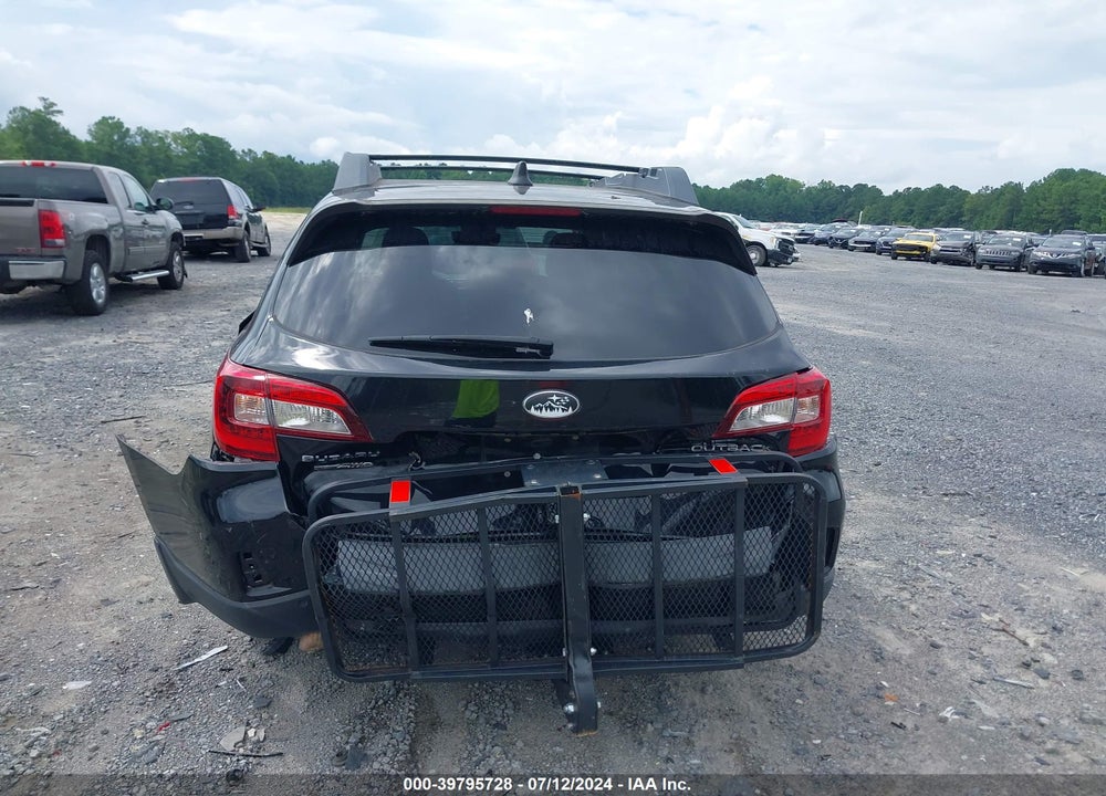 2017 SUBARU OUTBACK 2.5I LIMITED VIN: 4S4BSANC7H3211679