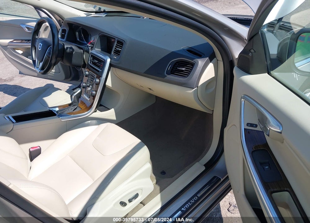 2015 VOLVO S60 T5 PREMIER PLUS VIN: YV140MFC9F1317475