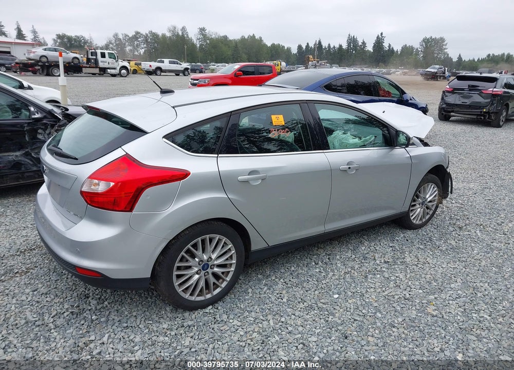2012 FORD FOCUS TITANIUM VIN: 1FAHP3N25CL389575