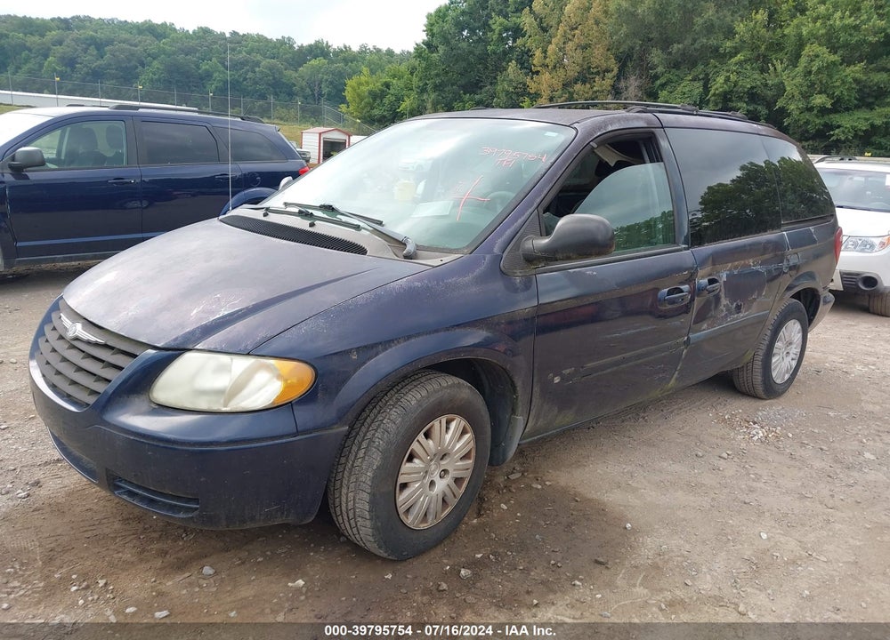 2005 CHRYSLER TOWN & COUNTRY VIN: 1C4GP45R45B102079