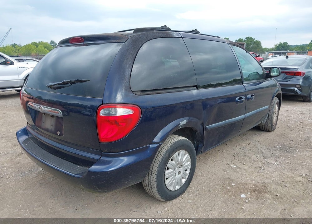 2005 CHRYSLER TOWN & COUNTRY VIN: 1C4GP45R45B102079