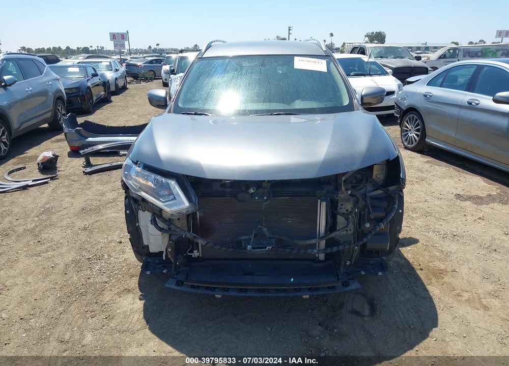 2017 NISSAN ROGUE S VIN: JN8AT2MT8HW401577
