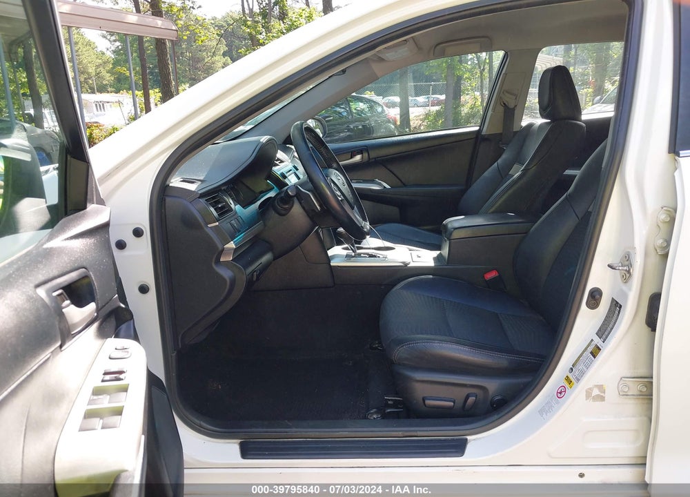 2013 TOYOTA CAMRY SE VIN: 4T1BF1FK5DU698637