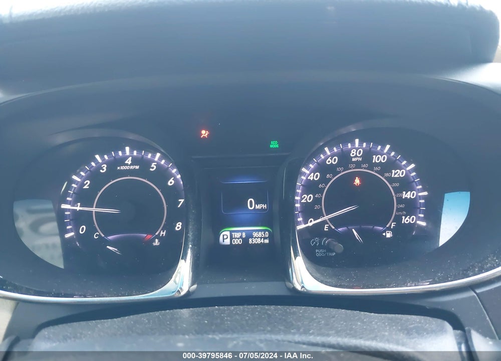 2014 TOYOTA AVALON LIMITED VIN: 4T1BK1EB5EU132556