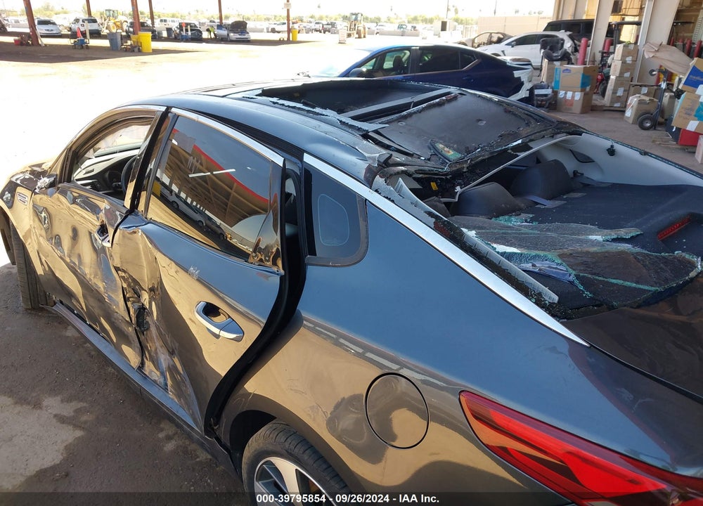 2019 KIA OPTIMA S VIN: 5XXGT4L30KG378291