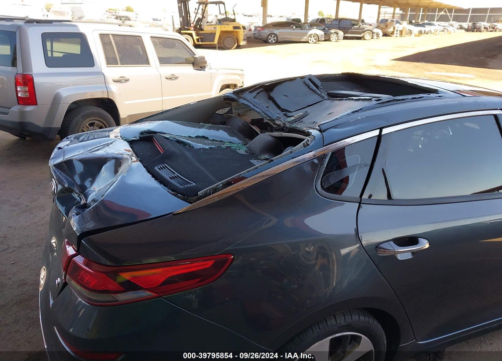 2019 KIA OPTIMA S VIN: 5XXGT4L30KG378291