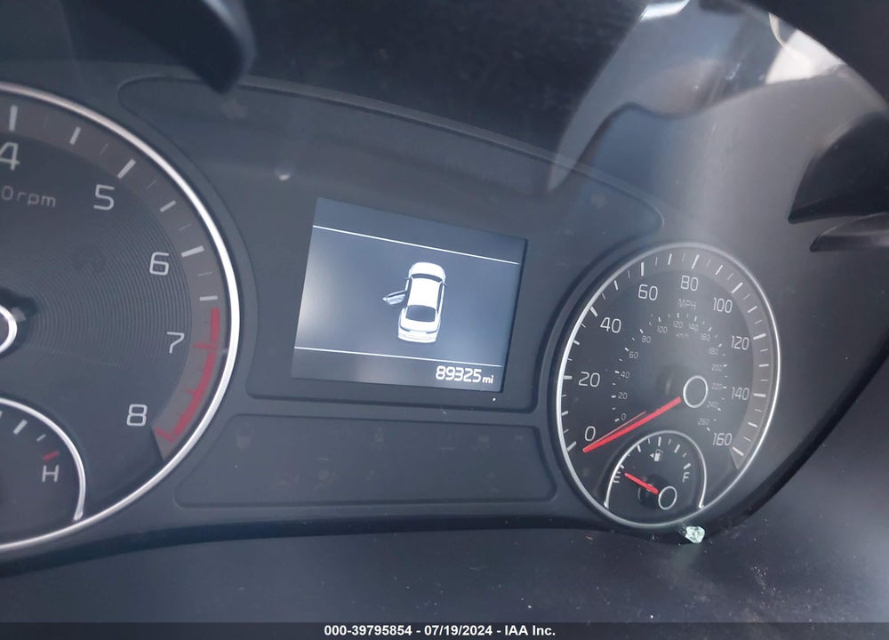 2019 KIA OPTIMA S VIN: 5XXGT4L30KG378291