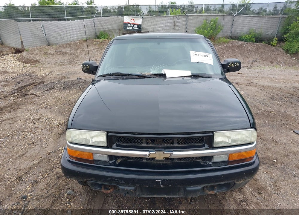 2003 CHEVROLET S-10 LS VIN: 1GCDT13X83K174432