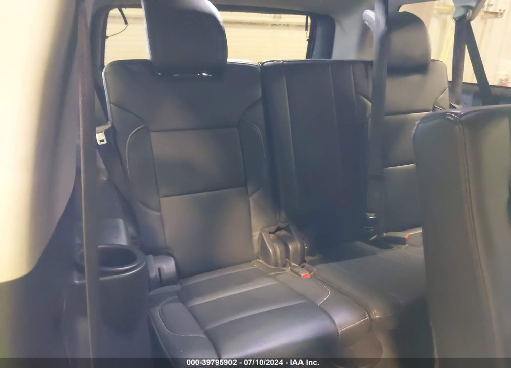 2019 CHEVROLET SUBURBAN LT VIN: 1GNSKHKC8KR364651