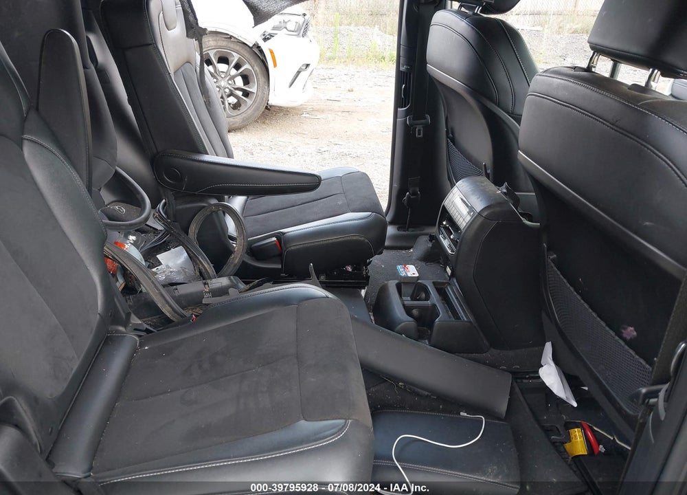 2023 JEEP GRAND CHEROKEE L ALTITUDE 4X4 VIN: 1C4RJKAG1P8878057