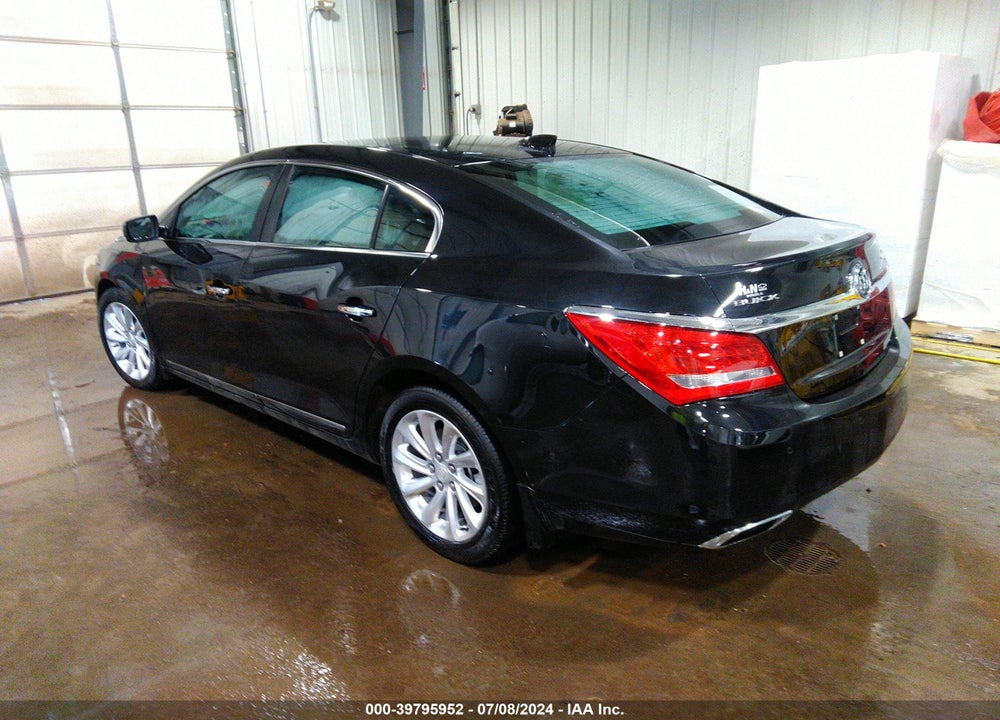 2015 LACROSSE BUICK  LEATHER VIN: 1G4GB5G30FF233531