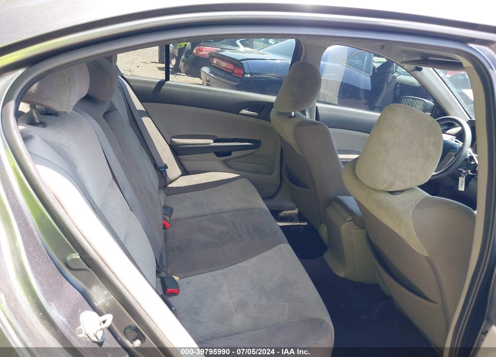 2010 HONDA ACCORD 2.4 LX VIN: 1HGCP2F38AA078044