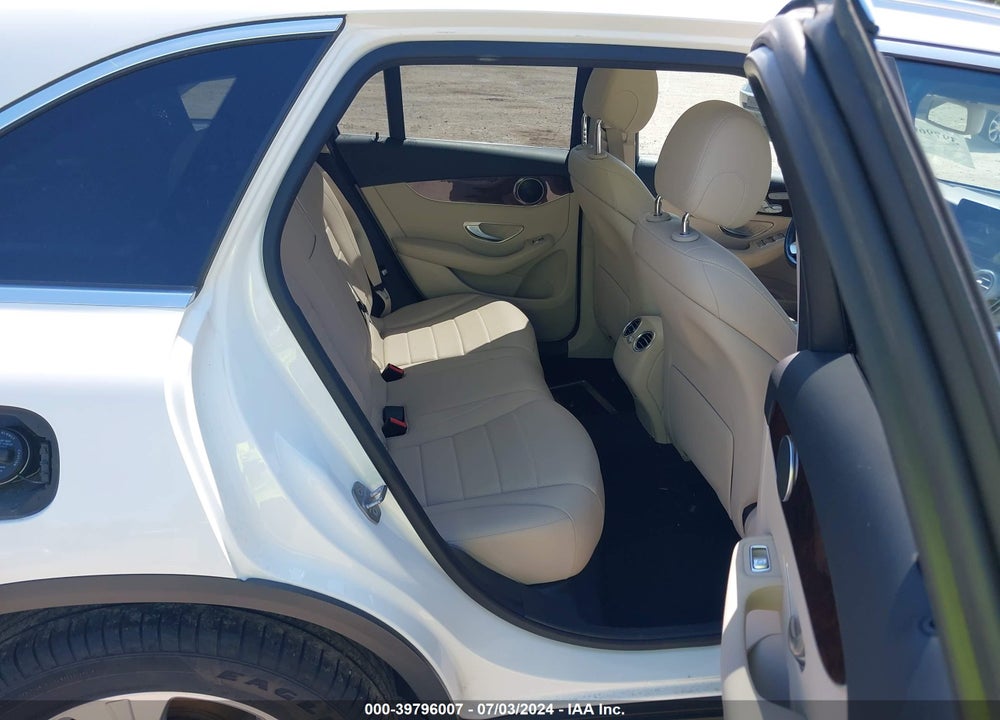 2017 MERCEDES-BENZ GLC 300 4MATIC VIN: WDC0G4KBXHF121686