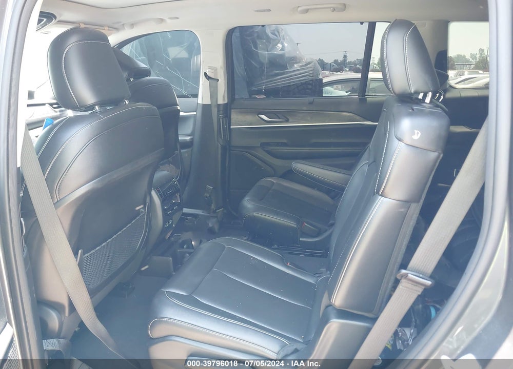 2024 JEEP GRAND CHEROKEE L LIMITED 4X4 VIN: 1C4RJKBG6R8919638