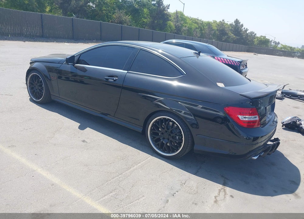 2015 MERCEDES-BENZ AMG C 63 VIN: WDDGJ7HB5FG366925
