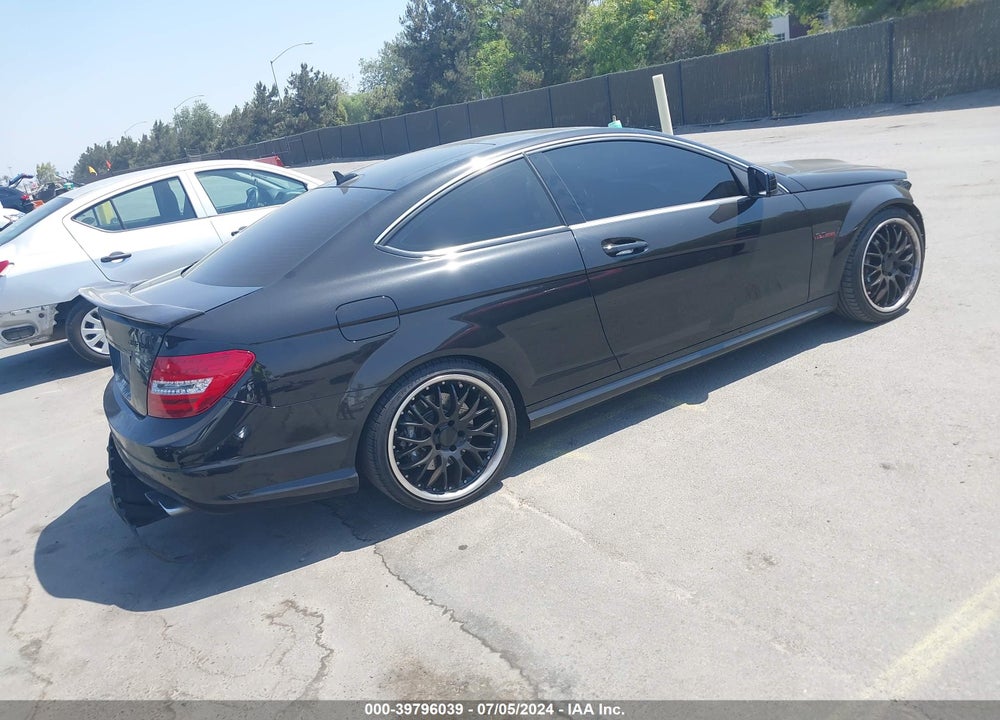 2015 MERCEDES-BENZ AMG C 63 VIN: WDDGJ7HB5FG366925