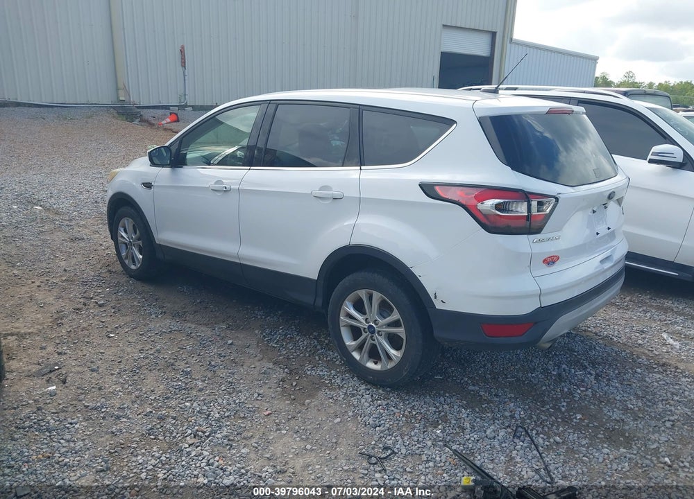2017 FORD ESCAPE SE VIN: 1FMCU0GD5HUC18803