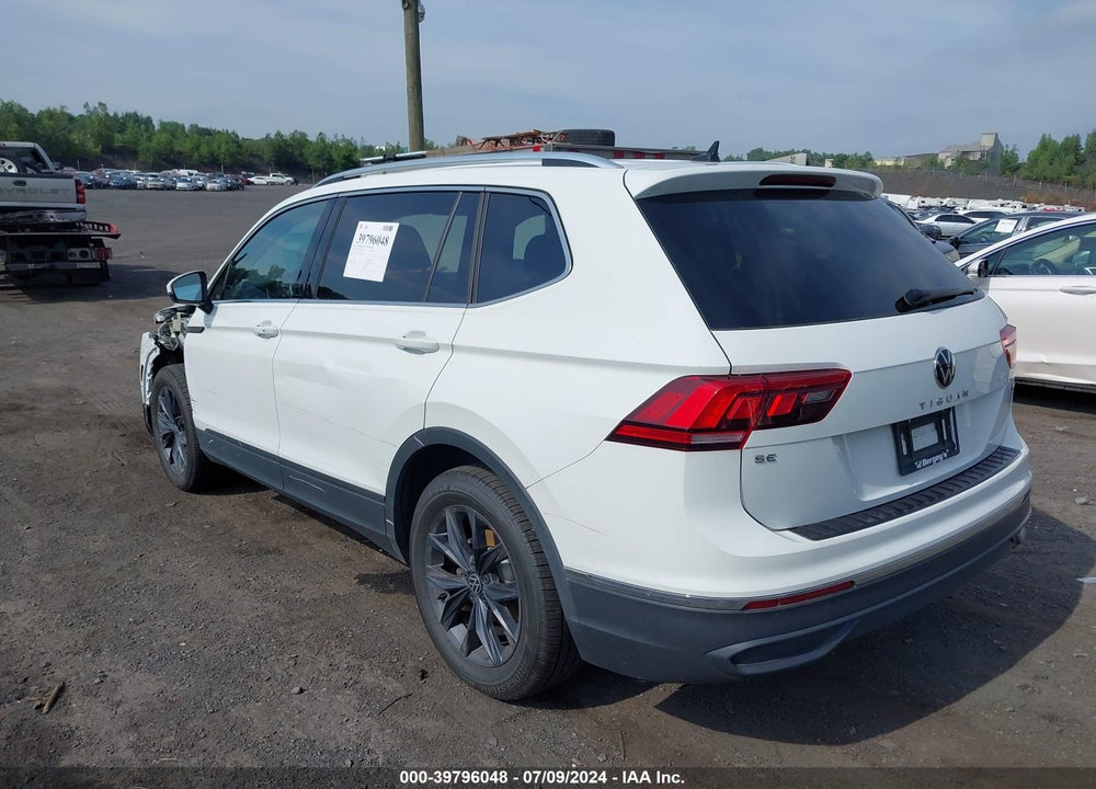 2022 VOLKSWAGEN TIGUAN 2.0T SE VIN: 3VV2B7AX1NM070412