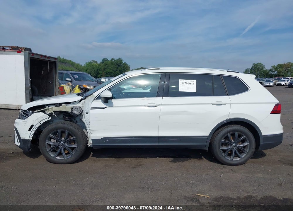 2022 VOLKSWAGEN TIGUAN 2.0T SE VIN: 3VV2B7AX1NM070412