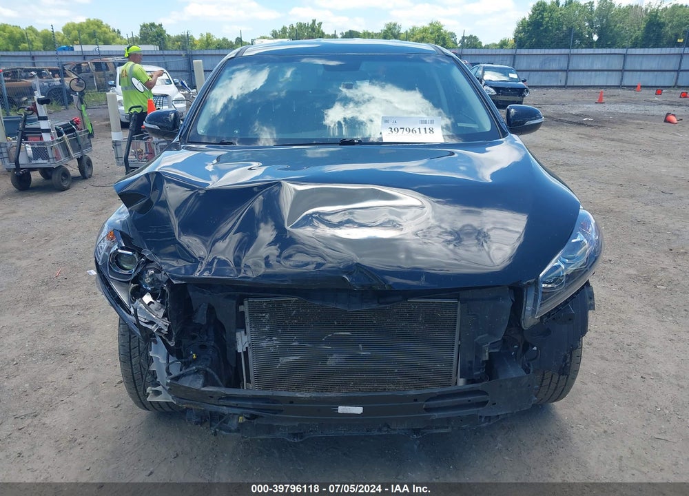 2019 KIA SORENTO 2.4L LX VIN: 5XYPG4A34KG574964