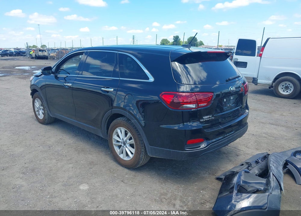 2019 KIA SORENTO 2.4L LX VIN: 5XYPG4A34KG574964