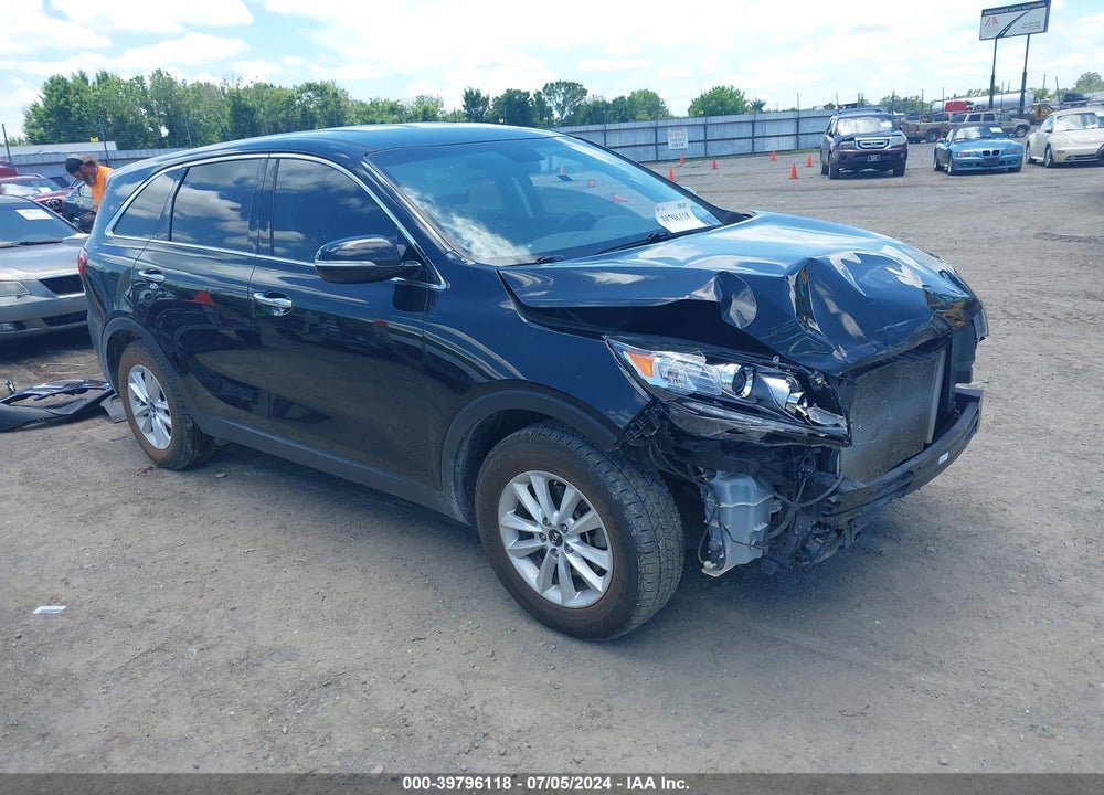 2019 KIA SORENTO 2.4L LX VIN: 5XYPG4A34KG574964
