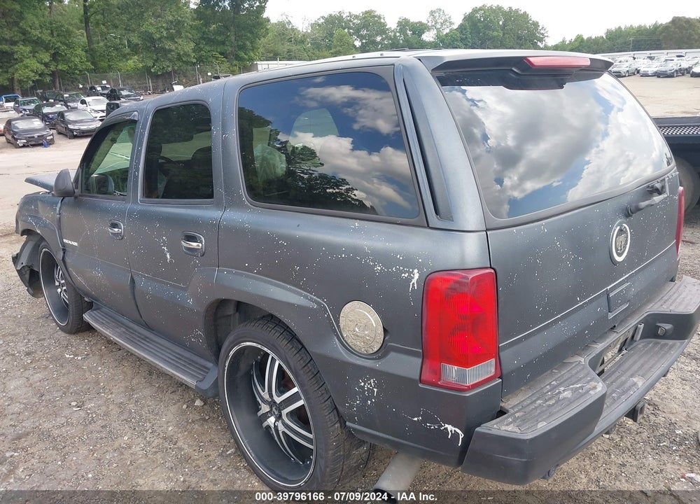 2002 CADILLAC ESCALADE STANDARD VIN: 1GYEK63N22R157953