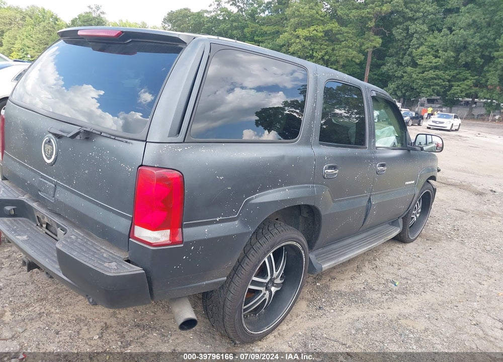 2002 CADILLAC ESCALADE STANDARD VIN: 1GYEK63N22R157953
