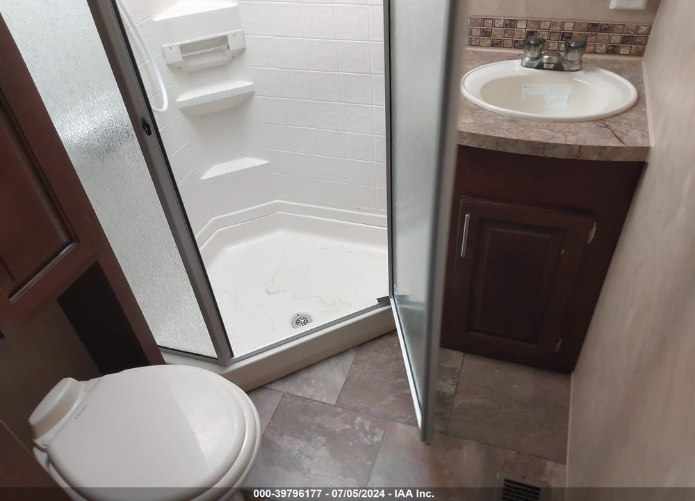 2013 CEDAR CREEK SLVRBC29 VIN: 4X4FCRE24DS209102