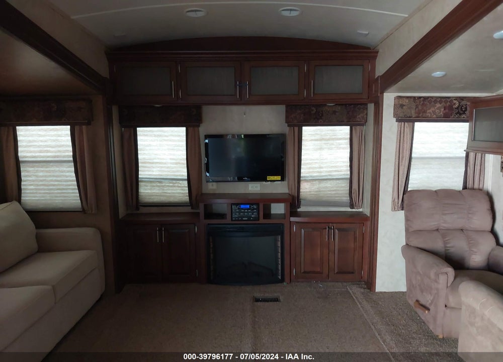 2013 CEDAR CREEK SLVRBC29 VIN: 4X4FCRE24DS209102