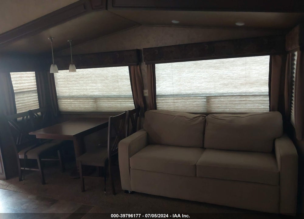 2013 CEDAR CREEK SLVRBC29 VIN: 4X4FCRE24DS209102