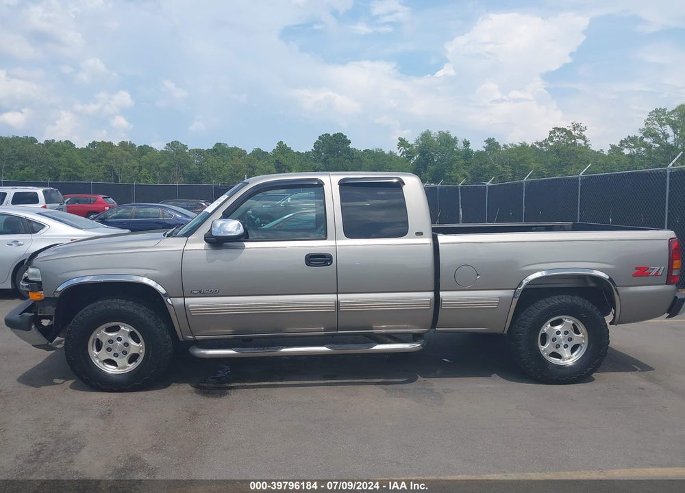 2000 CHEVROLET SILVERADO 1500 LT VIN: 2GCEK19T8Y1234292