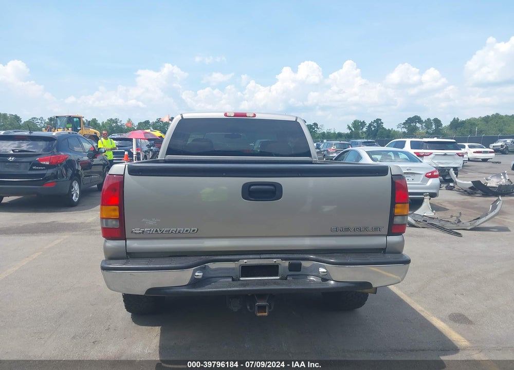 2000 CHEVROLET SILVERADO 1500 LT VIN: 2GCEK19T8Y1234292