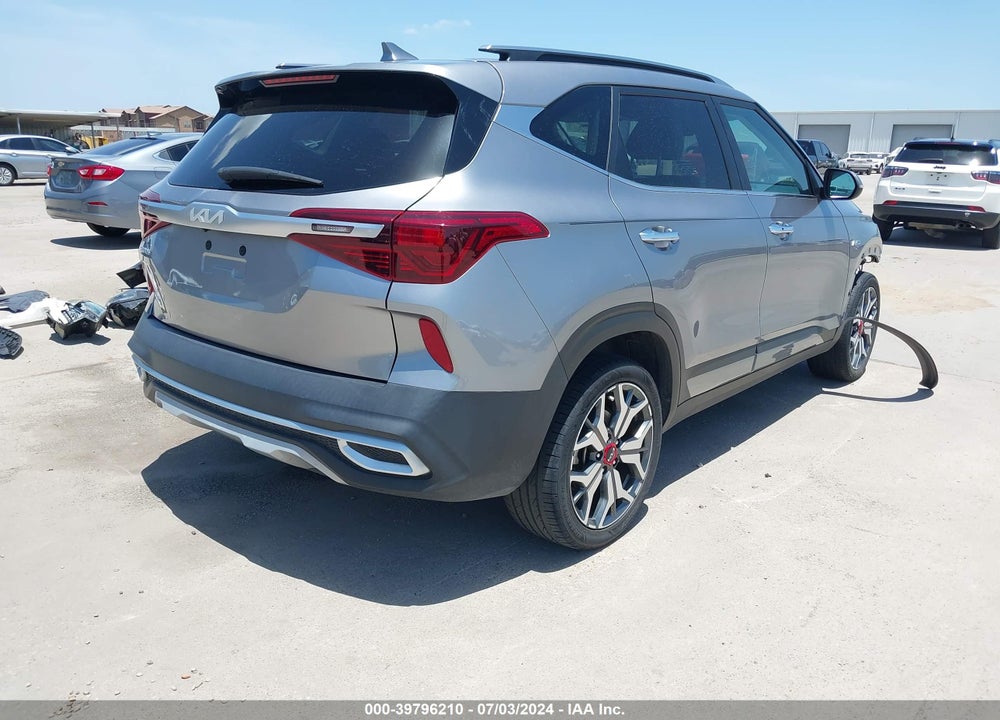 2022 KIA SELTOS VIN: KNDETCA29N7268901