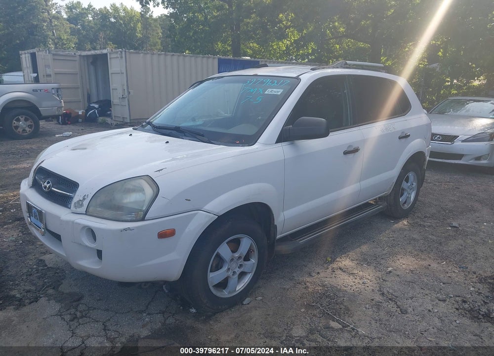 2008 HYUNDAI TUCSON GLS VIN: KM8JM12B58U799352