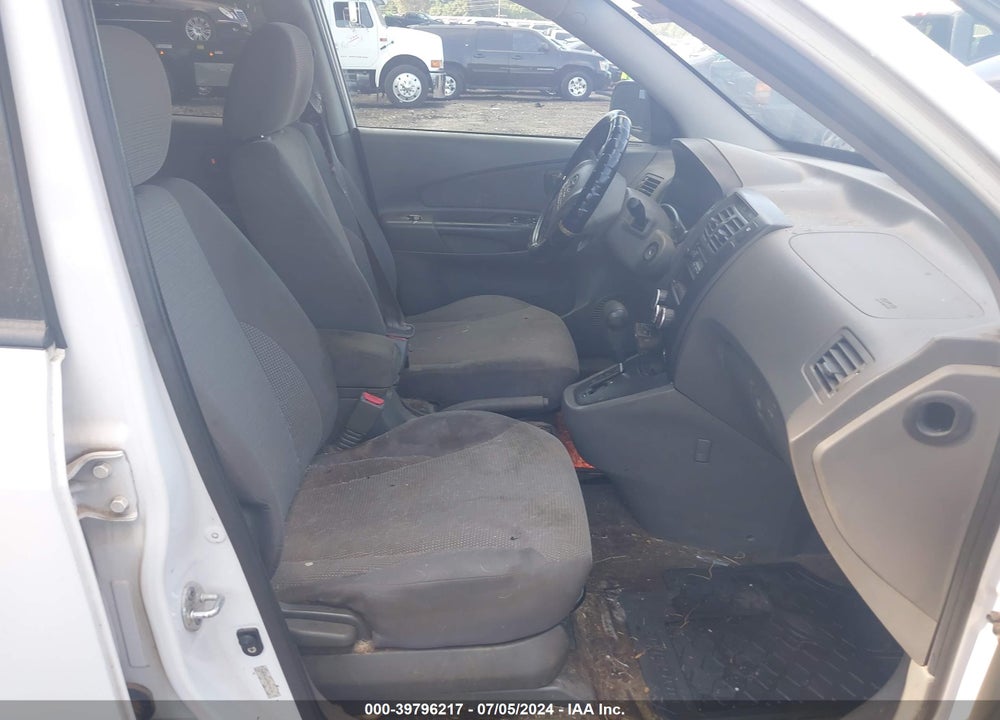 2008 HYUNDAI TUCSON GLS VIN: KM8JM12B58U799352