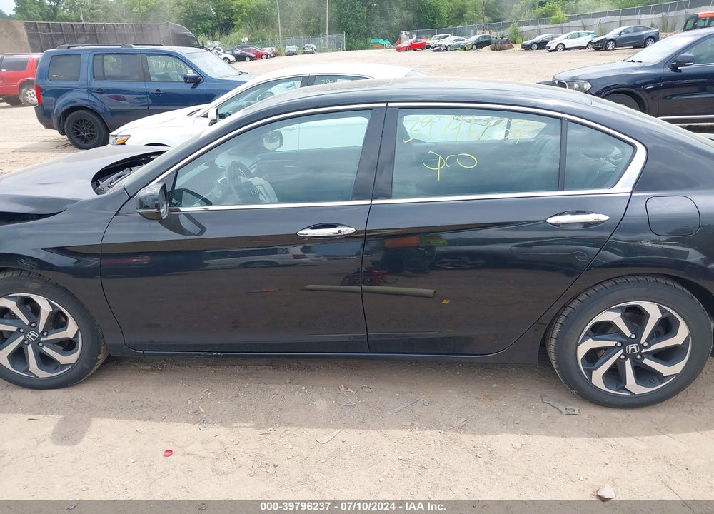 2016 HONDA ACCORD EX-L V-6 VIN: 1HGCR3F01GA025457
