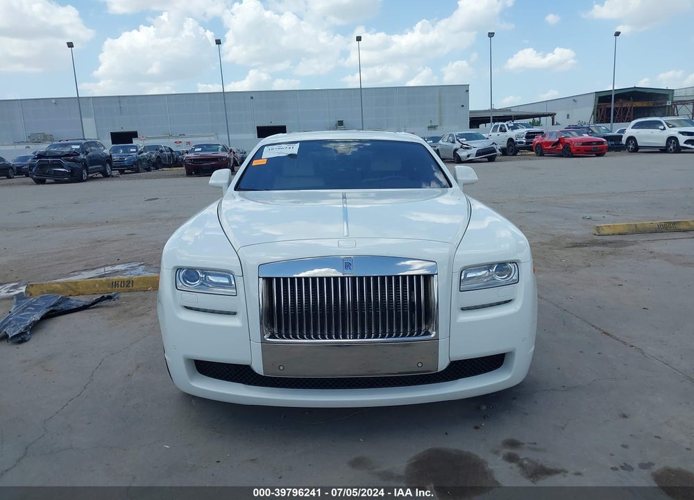 2014 ROLLS-ROYCE GHOST VIN: SCA664S58EUX52528