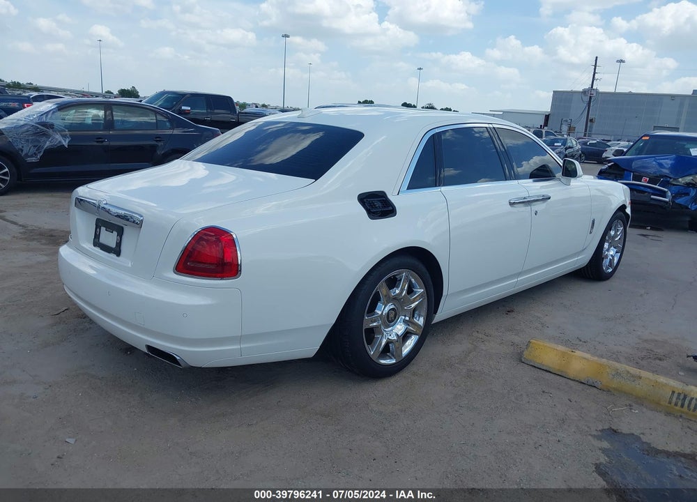 2014 ROLLS-ROYCE GHOST VIN: SCA664S58EUX52528