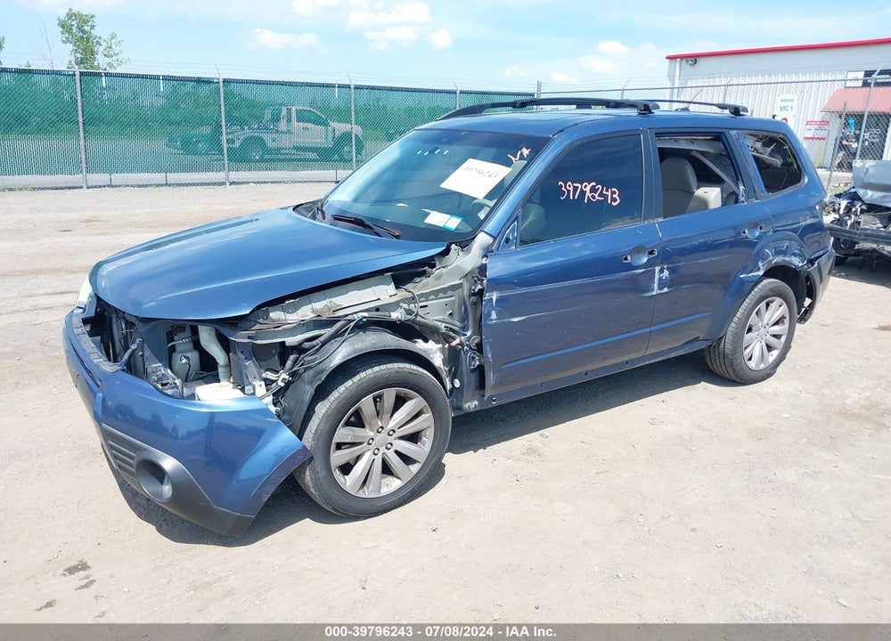 2013 SUBARU FORESTER 2.5X LIMITED VIN: JF2SHAEC9DH431102
