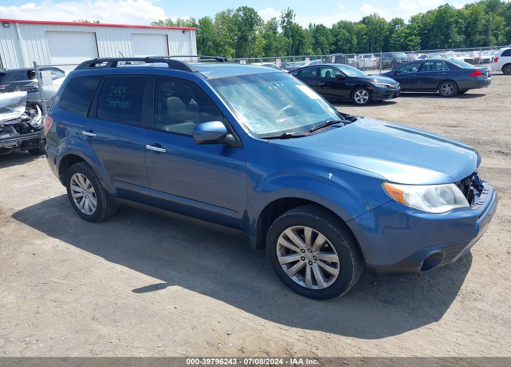 2013 SUBARU FORESTER 2.5X LIMITED VIN: JF2SHAEC9DH431102