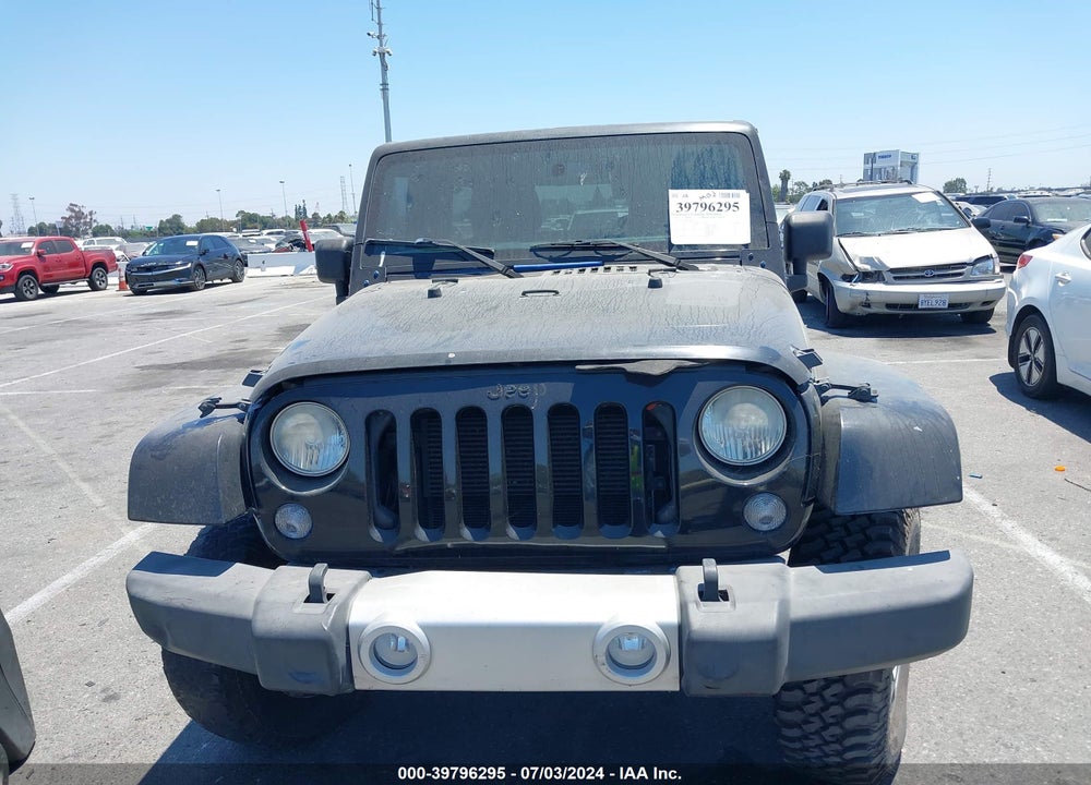 2014 JEEP WRANGLER UNLIMITED SAHARA VIN: 1C4BJWEG7EL128420
