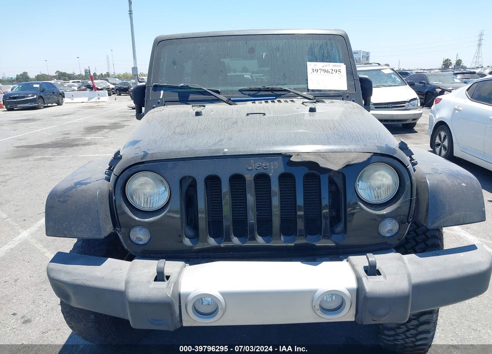 2014 JEEP WRANGLER UNLIMITED SAHARA VIN: 1C4BJWEG7EL128420
