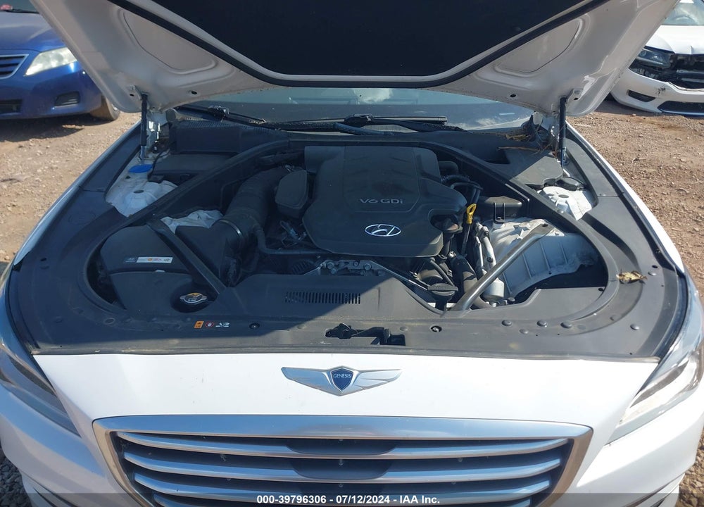 2016 HYUNDAI GENESIS 3.8 VIN: KMHGN4JE3GU110329
