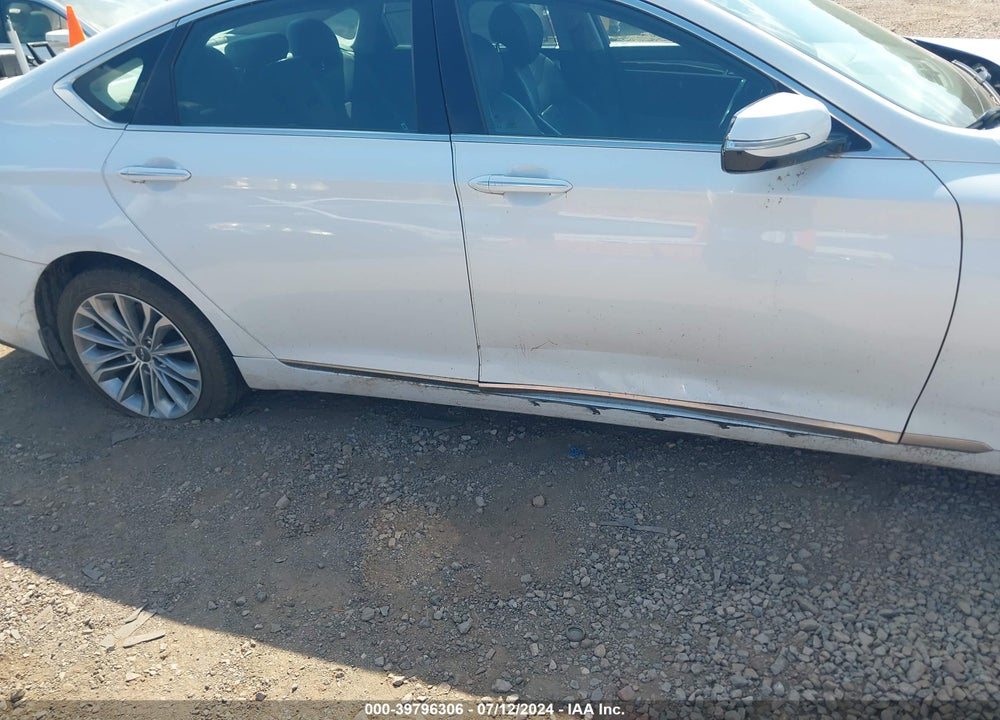 2016 HYUNDAI GENESIS 3.8 VIN: KMHGN4JE3GU110329