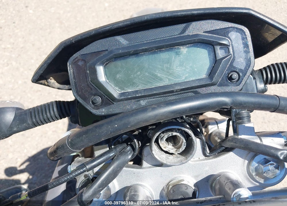 2023 KAWASAKI KLX230 M VIN: MH4LXCM11PJP01659